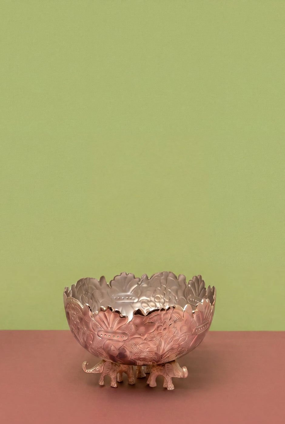 Elephant Urli 8" — Metal Decorative Bowl