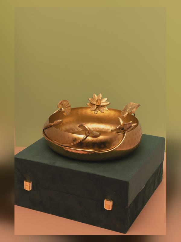 Silver-plated gift by Ubhika Curations